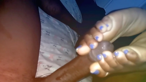 Foot fetish amateur video with couple sucking and fucking