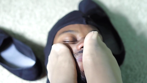 Curvy fetish goddess works and ignores human foot stool