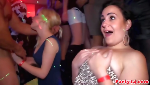 Sexy threesome with red-haired and blonde in amateur porn