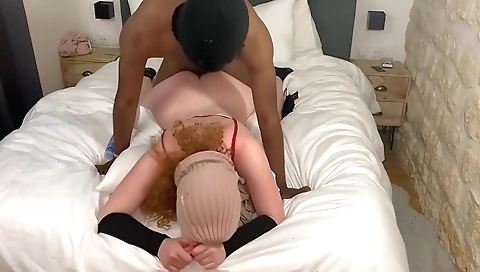 Blonde with a huge ass gets creampied and deepthroated